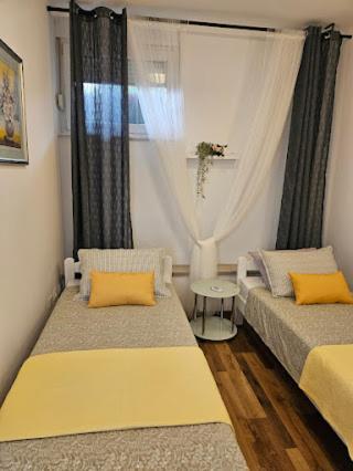 Stella House Mreznica Daire Duga Resa Dış mekan fotoğraf